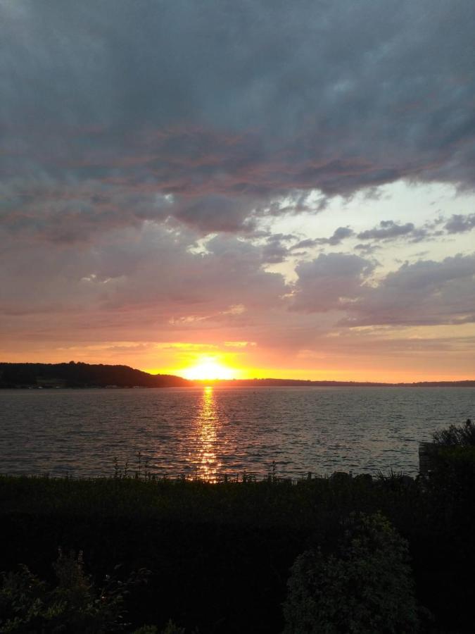 PlouézocʼhMaison De Pecheur - Coucher De Soleil En Terrasse别墅 外观 照片